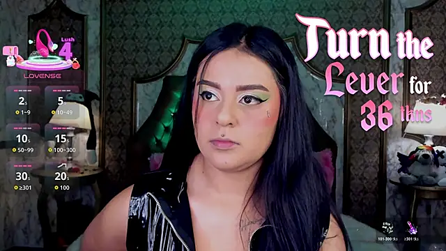 SoffiQueen online show from 03-06-26, 02:01