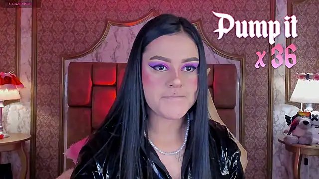 SoffiQueen online show from 11-07-25, 06:12