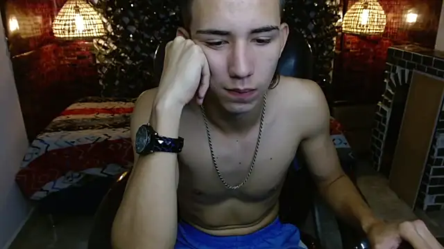 Snapshot of JackSwan18 chatting on 01-16-25, 03:56 JackSwan18 online show from 01-16-25, 03:56