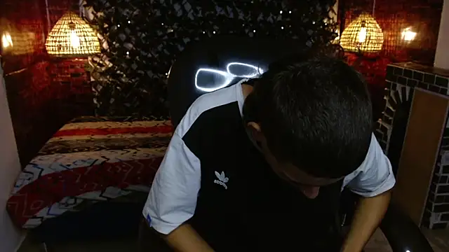 Snapshot of JackSwan18 chatting on 01-16-25, 12:52 JackSwan18 online show from 01-16-25, 12:52