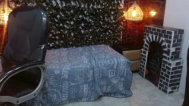 Snapshot of JackSwan18 chatting on 12-30-24, 07:21 JackSwan18 online show from 12-30-24, 07:21