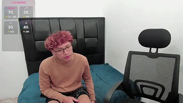 Snapshot of Javierdisousa chatting on 02-23-26, 08:42 Javierdisousa online show from 02-23-26, 08:42