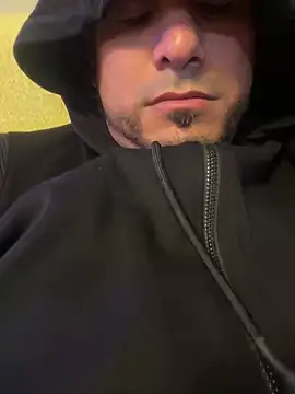 Insaneskillzz69 online show from 04-17-26, 12:30