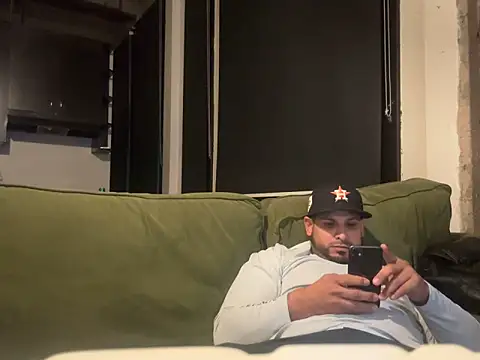 Insaneskillzz69 online show from 03-07-25, 01:07