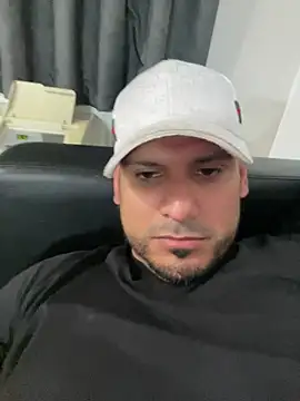 Insaneskillzz69 online show from 04-14-26, 01:49