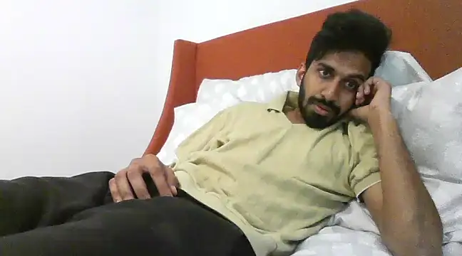 skinny  boy   online show from 12-11-24, 07:03