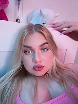 lwikaaa online show from 03-22-25, 08:04