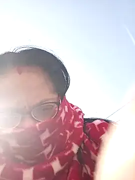 heenage online show from 02-09-26, 03:59