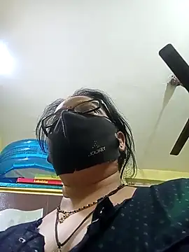 heenage online show from 03-01-25, 04:33