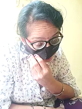 heenage online show from 09-10-25, 08:35