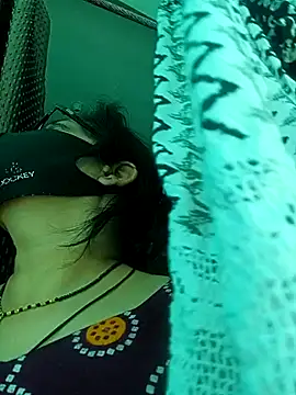 heenage online show from 03-11-25, 09:24