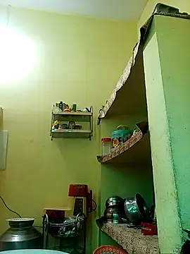 heenage online show from 03-16-25, 06:31