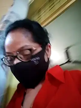 heenage online show from 03-01-26, 09:42