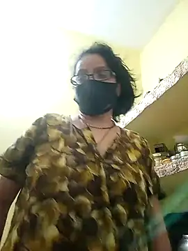 heenage online show from 02-28-25, 03:04