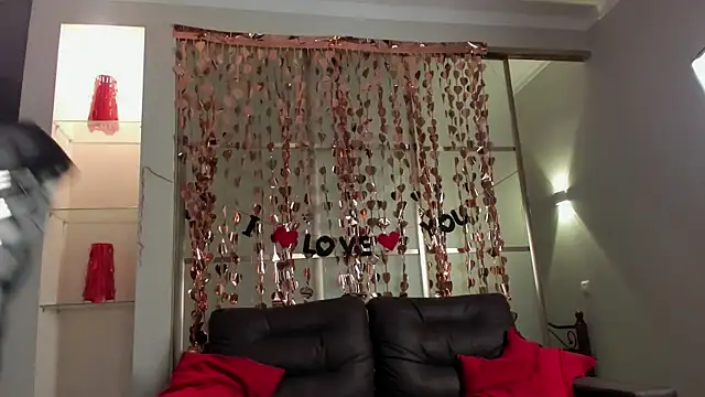 Emma Flin online show from 02-25-26, 04:45