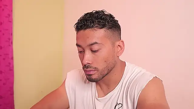 freddsexxx online show from 12-01-25, 02:18