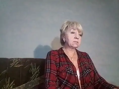 AnjelElinor online show from 12-18-25, 11:25