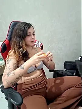 luuhcat09 online show from 06-18-26, 05:07