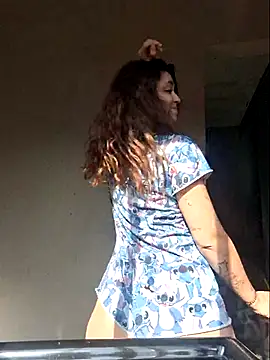 luuhcat09 online show from 11-18-25, 10:51