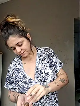 luuhcat09 online show from 06-03-26, 04:23