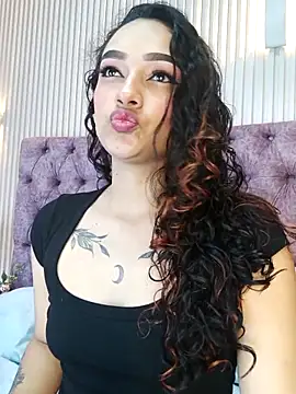 EMILYY FOXY online show from 11-27-25, 07:14