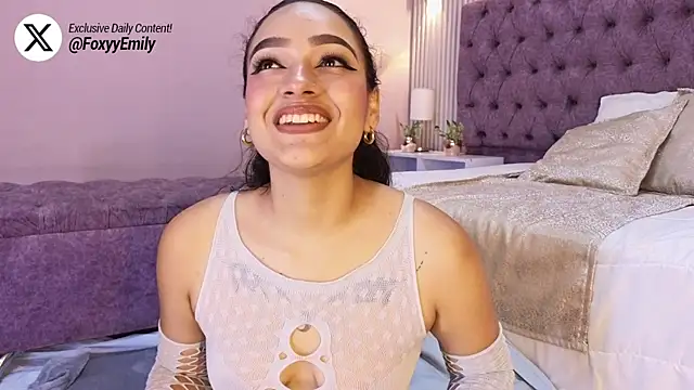 EMILYY FOXY online show from 11-11-25, 06:58