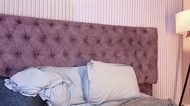 EMILYY FOXY online show from 12-01-25, 07:59