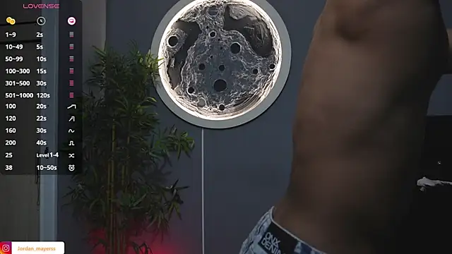 Snapshot of jordan_mayers02 chatting on 02-07-26, 09:06 jordan mayers02 online show from 02-07-26, 09:06