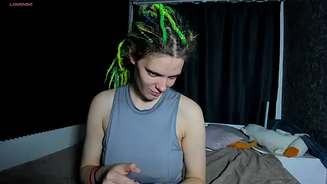 KIKI Krash online show from 10-16-25, 10:01