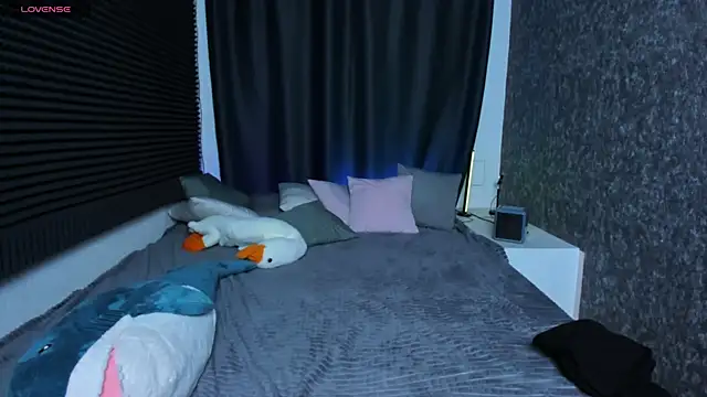 KIKI Krash online show from 03-18-25, 01:34