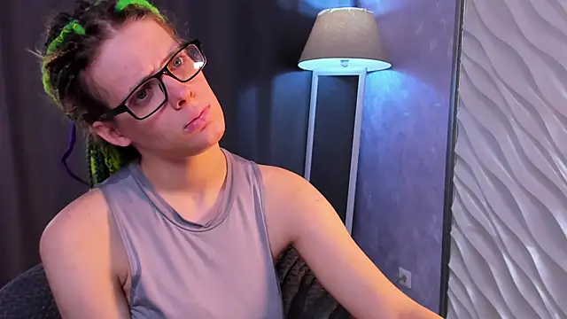 KIKI Krash online show from 09-20-25, 10:09