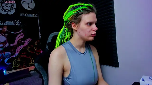 KIKI Krash online show from 10-12-25, 10:27