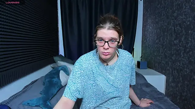 KIKI Krash online show from 03-18-25, 10:28