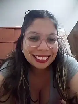 Snapshot of Carliina_Soussa chatting on 04-17-26, 11:07 Carliina Soussa online show from 04-17-26, 11:07