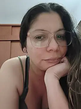 Carliina Soussa online show from 07-13-26, 01:49