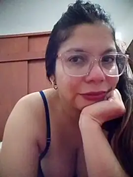 Carliina Soussa online show from 06-08-26, 01:39