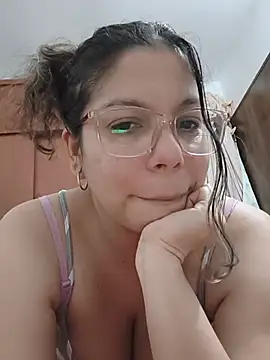 Carliina Soussa online show from 07-13-26, 11:48
