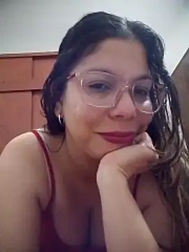 Snapshot of Carliina_Soussa chatting on 05-03-26, 10:57 Carliina Soussa online show from 05-03-26, 10:57