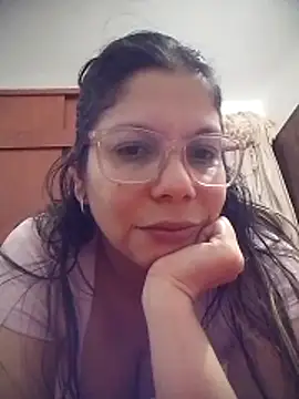 Snapshot of Carliina_Soussa chatting on 05-25-26, 11:58 Carliina Soussa online show from 05-25-26, 11:58