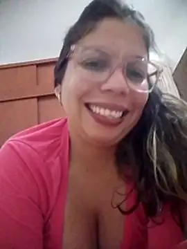 Snapshot of Carliina_Soussa chatting on 04-21-26, 01:53 Carliina Soussa online show from 04-21-26, 01:53