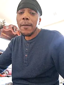 bigboytoy912 online show from 05-18-26, 09:19