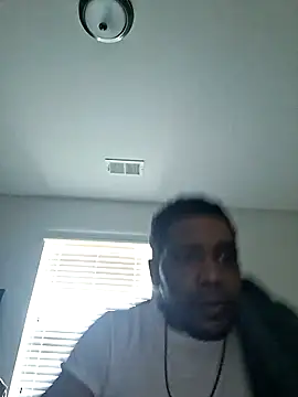 Snapshot of bigboytoy912 chatting on 06-22-26, 04:26 bigboytoy912 online show from 06-22-26, 04:26