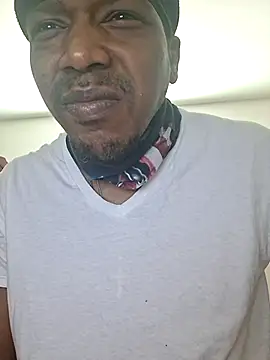 bigboytoy912 online show from 04-04-26, 05:41