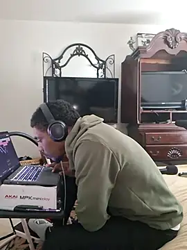 Snapshot of bigboytoy912 chatting on 07-19-26, 07:43 bigboytoy912 online show from 07-19-26, 07:43