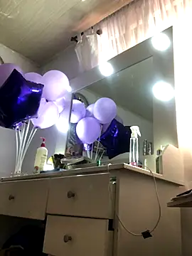 Abigail Cowen online show from 10-16-25, 12:57