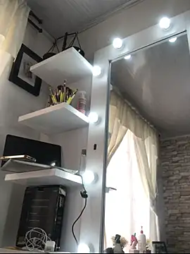 Abigail Cowen online show from 02-14-26, 04:07