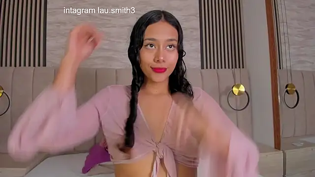 laura smith33 online show from 09-22-25, 02:12