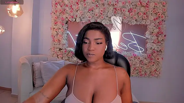 SavannahStorm online show from 04-05-26, 12:23