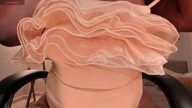 SavannahStorm online show from 10-26-25, 01:00