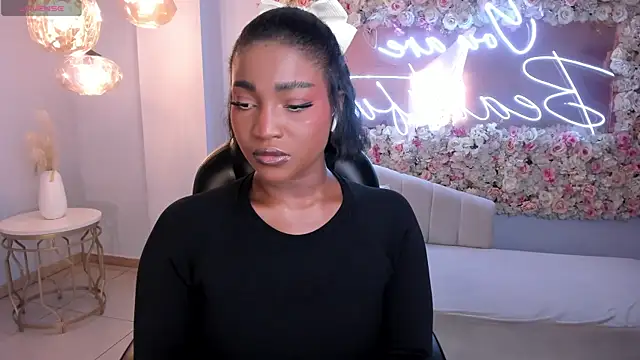 SavannahStorm online show from 04-01-26, 12:06